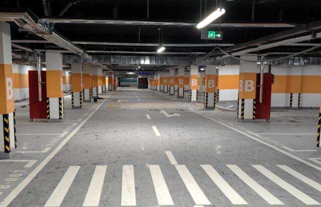 蘇州城市地下車庫劃線公司哪里有？可以找江蘇中穎
